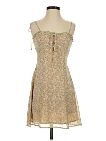 Dress Forum Casual Dress (view 1)