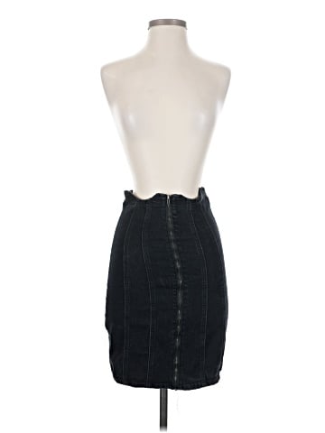 Akira Sleeveless Top (view 1)