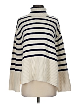 Gap Pullover Sweater (view 1)
