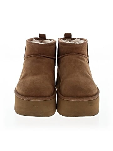 Ugg Australia Ankle Boots (view 2)