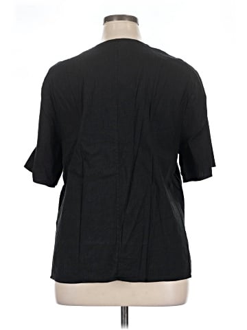 Vince. Short Sleeve Blouse (view 2)