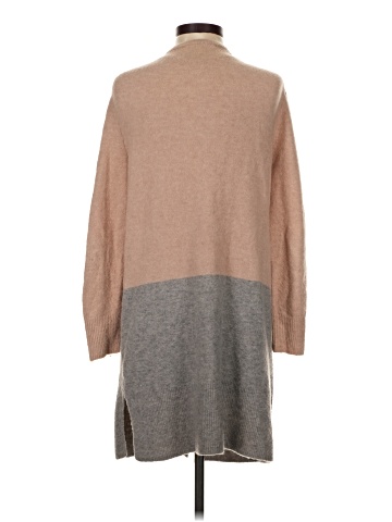 Madewell Kent Colorblock Cardigan Sweater in Coziest Yarn (view 2)