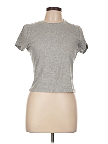 Uniqlo Short Sleeve T-Shirt (view 1)
