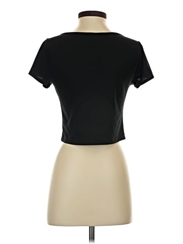 Charlotte Russe Short Sleeve T-Shirt (view 2)