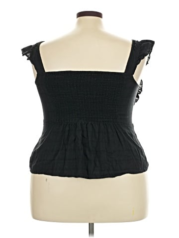Old Navy Sleeveless Blouse (view 2)