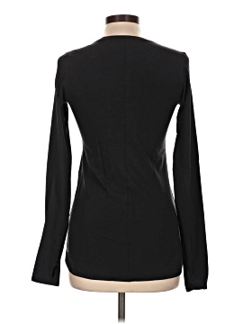 Lululemon Athletica Long Sleeve T-Shirt (view 2)