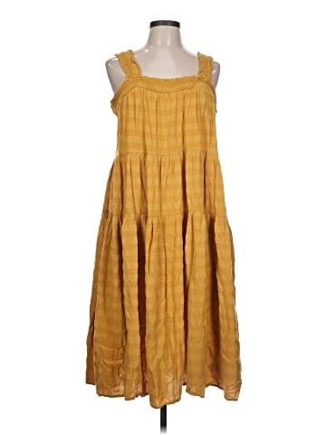 Old Navy Casual Dress (view 1)