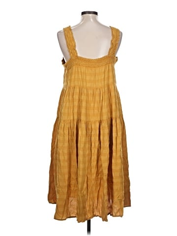 Old Navy Casual Dress (view 2)