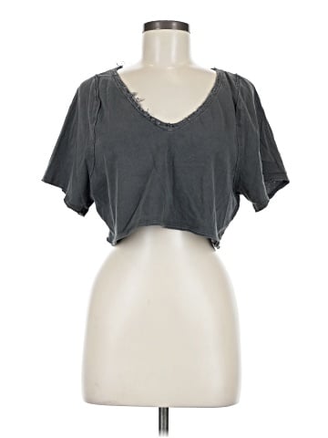 Urban Outfitters Short Sleeve T-Shirt (view 1)