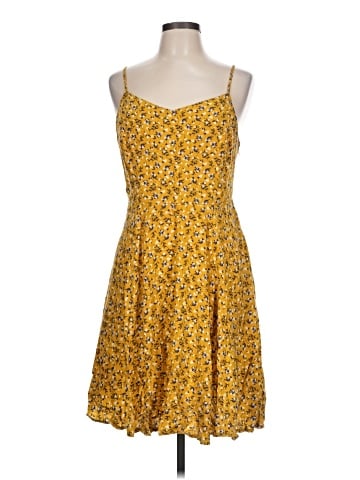 Old Navy Casual Dress (view 1)