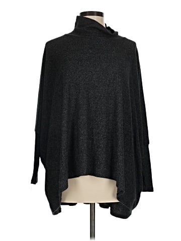 Amadi Poncho (view 1)