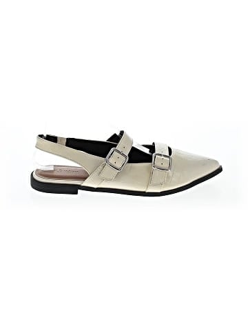 Old Navy Flats (view 1)