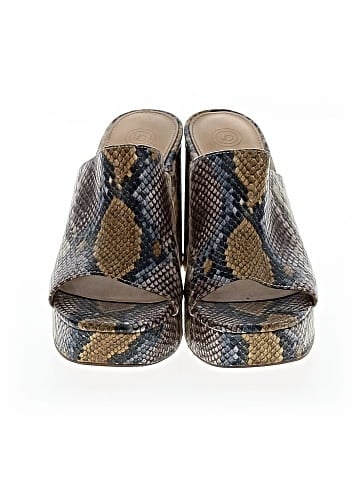 Urban Outfitters Sandals (view 2)