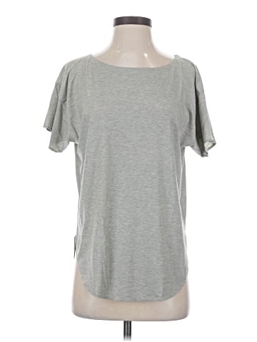Uniqlo Short Sleeve T-Shirt (view 1)