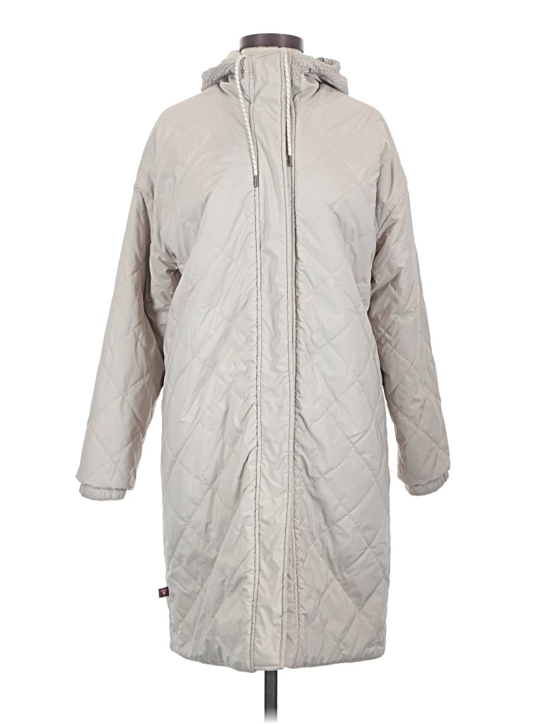 Pre-owned Vuori Raincoat In Gray