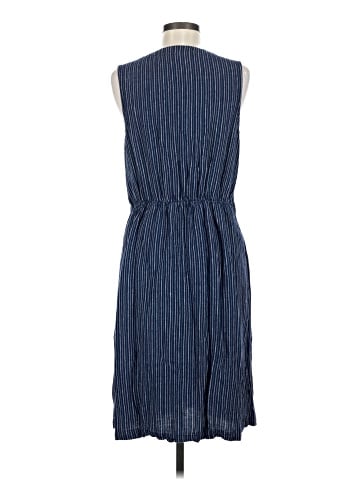 Old Navy Casual Dress (view 2)