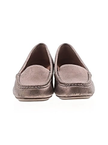 Vionic Flats (view 2)