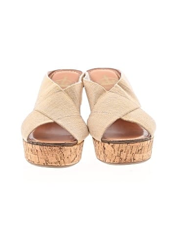Crown Vintage Wedges (view 2)
