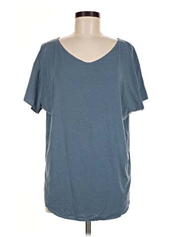Uniqlo Short Sleeve T-Shirt (view 1)