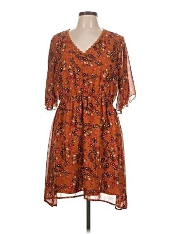 Eyeshadow Casual Dress (view 1)