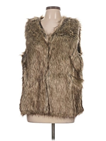 Evy's Tree Faux Fur Vest (view 1)