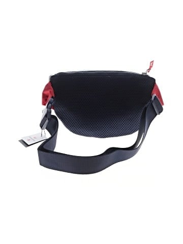 Vineyard Vines Belt Bag (view 2)
