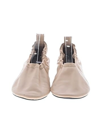 Zara Flats (view 2)