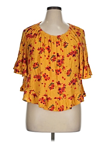 Vanilla Star Short Sleeve Blouse (view 1)