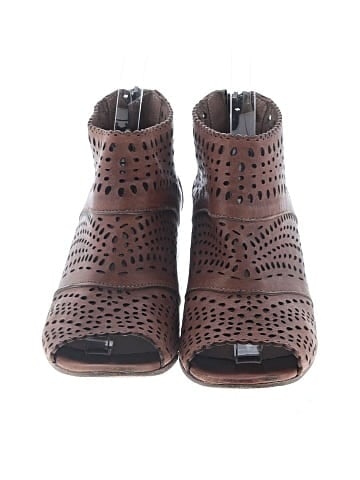 Sundance Sandals (view 2)