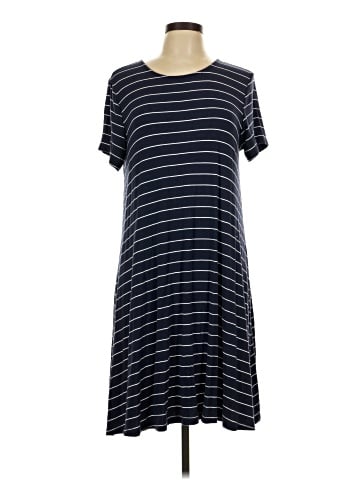 Old Navy Casual Dress (view 1)