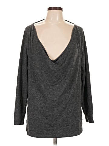 Victoria's Secret Long Sleeve T-Shirt (view 1)
