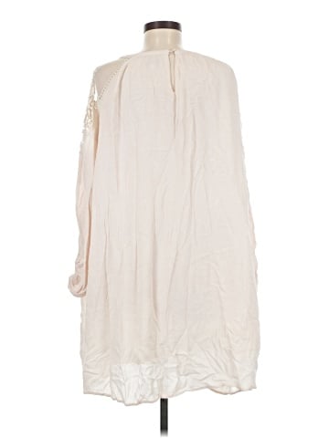 Hayden 3/4 Sleeve Blouse (view 2)