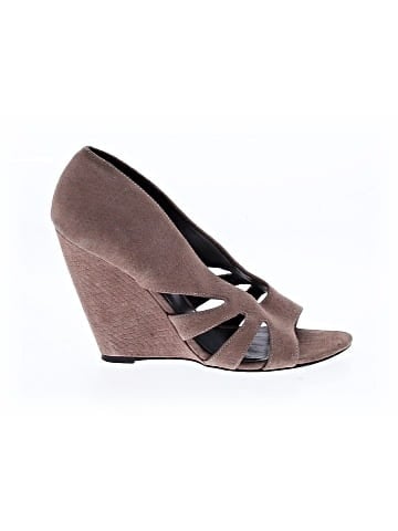 Elizabeth and James Wedges (view 1)