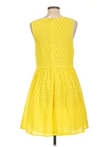 Old Navy Casual Dress (view 2)