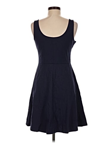 Old Navy Casual Dress (view 2)