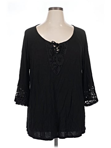 Cable & Gauge 3/4 Sleeve Blouse (view 1)