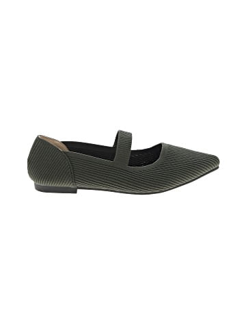 Unbranded Flats (view 1)