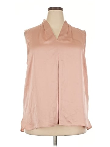 Liz Claiborne Career Sleeveless Blouse (view 1)