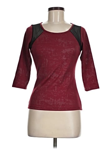 Julia 3/4 Sleeve Top (view 1)