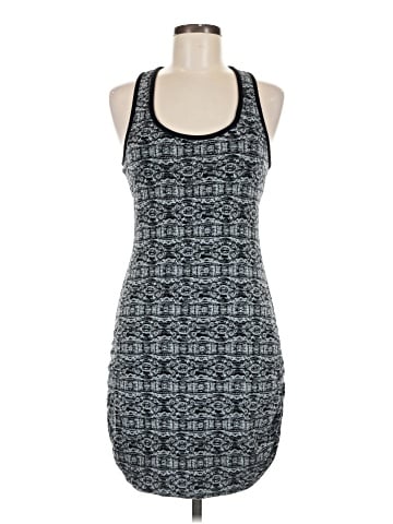 Mondetta Casual Dress (view 1)