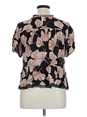 Daniel Rainn Short Sleeve Blouse (view 2)
