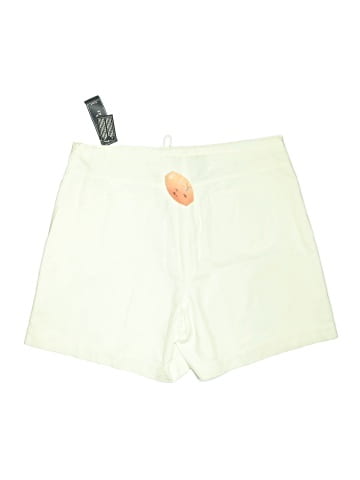 Jones New York Signature Shorts (view 2)