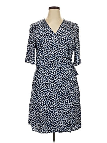 Old Navy Casual Dress (view 1)