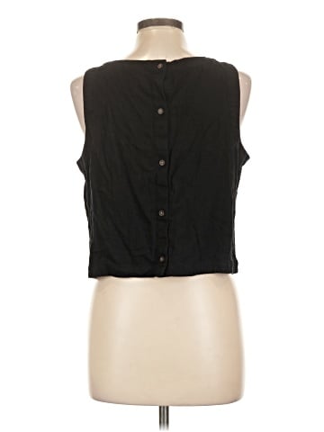Old Navy Sleeveless T-Shirt (view 2)