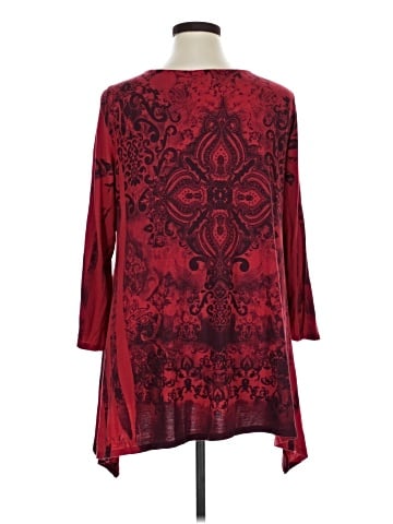 Cal Style 3/4 Sleeve Top (view 2)