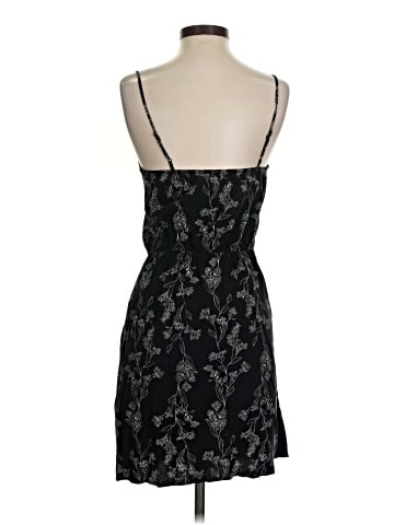 Old Navy Casual Dress (view 2)