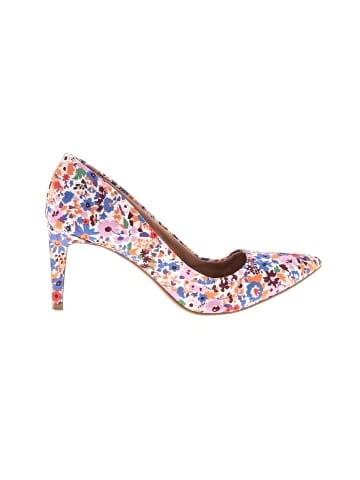 Kelly & Katie Heels (view 1)