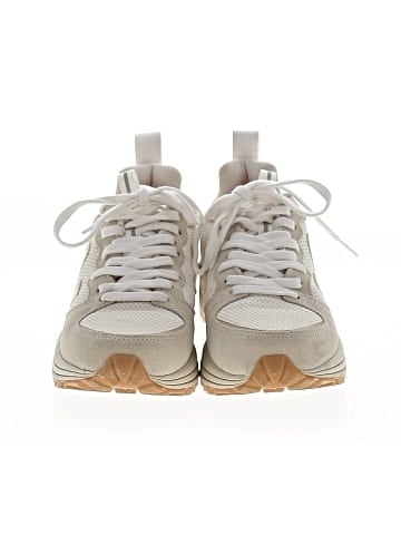 VEJA Sneakers (view 2)