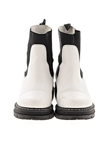 Marc Fisher LTD Ankle Boots (view 2)