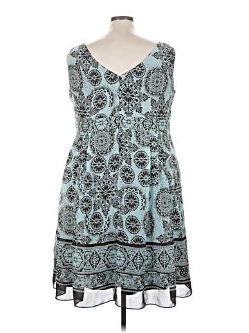 Lane Bryant Outlet Casual Dress (view 2)
